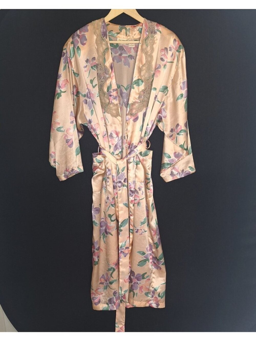 💙 Vintage 80s/90s Victoria’s Secret Floral Satin Robe Size L/XL Shoulder Pads L